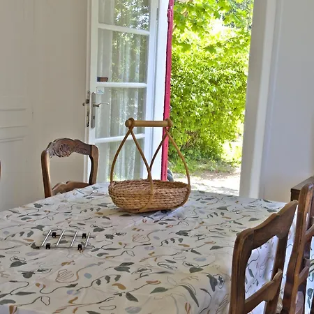 Holiday home Maison De Charme Classee 3 Etoiles - Calme, Jardin, Salle De Sport, Piscine